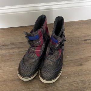 Flannel Ugg Leather Ankle Booties